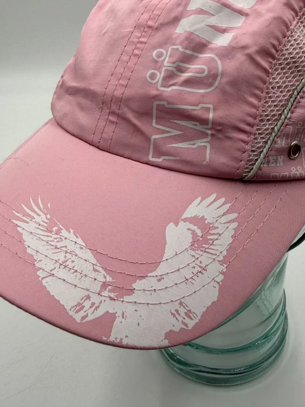 Robin Ruth Munchen Germany Hat Pink Strapback Cap One Size Adjustable Souvenir